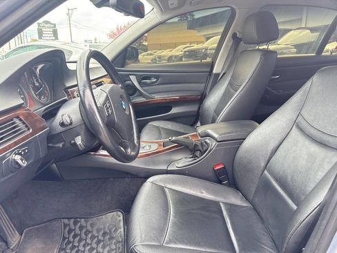 Used 2011 BMW 328i xDrive Sedan image 6