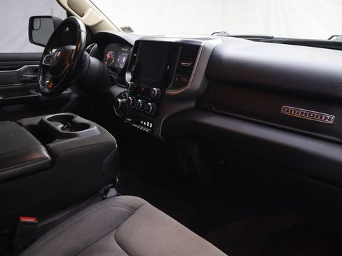 Used 2019 RAM 1500 Big Horn AWD/4WD image 10