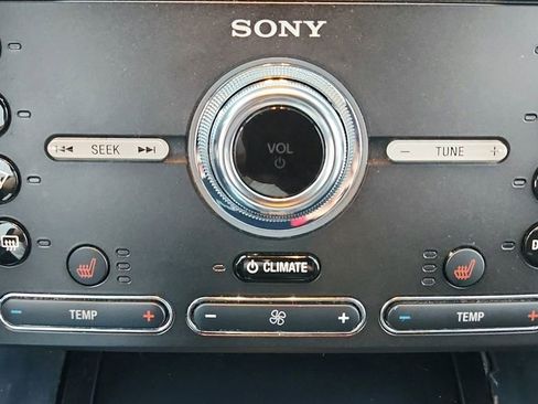 Used 2019 Ford Explorer Sport image 31