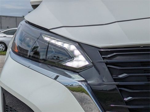 New 2025 Nissan Altima 2.5 SV w/ SV Special Edition Package image 11