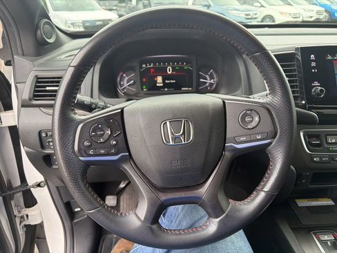 Used 2023 Honda Passport TrailSport image 13