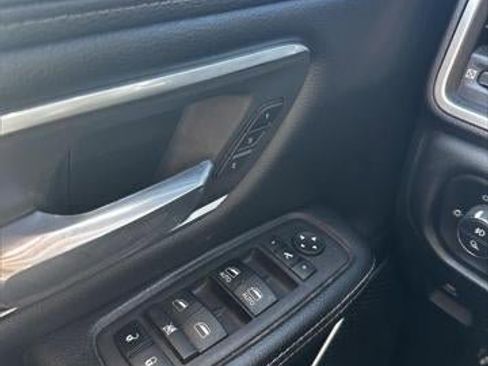 Used 2021 RAM 1500 Laramie AWD/4WD image 9