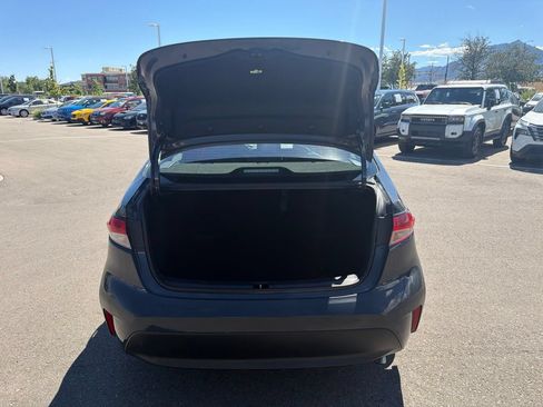 Used 2025 Toyota Corolla LE FWD image 17