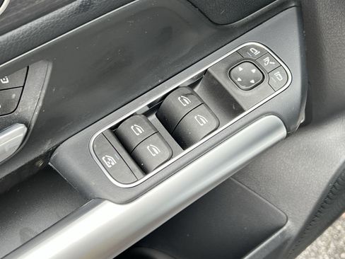 Used 2026 Mercedes-Benz GLA 250 4MATIC image 13