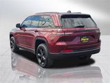 Used 2023 Jeep Grand Cherokee Altitude image 4