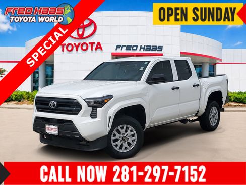 Used 2024 Toyota Tacoma SR AWD/4WD image 1