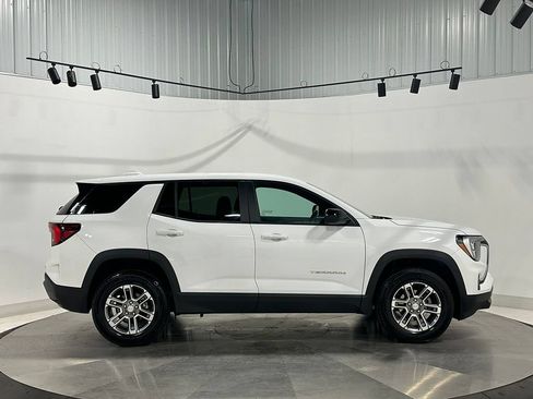 Used 2026 GMC Terrain Elevation AWD/4WD image 10