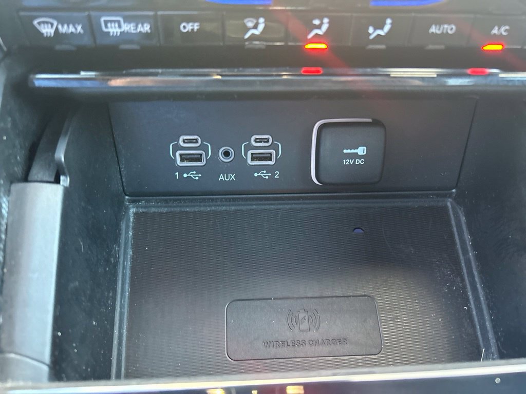 Used 2024 Jeep Grand Cherokee Laredo X w/ Luxury Tech Group I AWD/4WD image 41