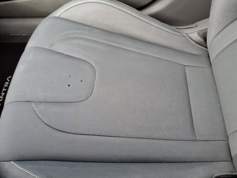 Used 2023 Hyundai Elantra SEL image 23