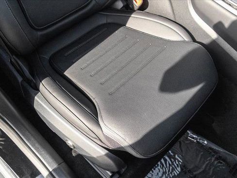 New 2026 Mercedes-Benz GLC 300 4MATIC image 29