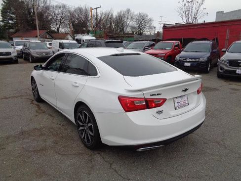 Used 2021 Chevrolet Malibu RS image 5