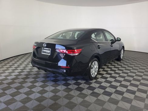 New 2025 Nissan Sentra S image 4