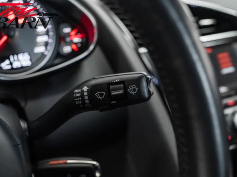 Used 2014 Audi R8 V8 image 36