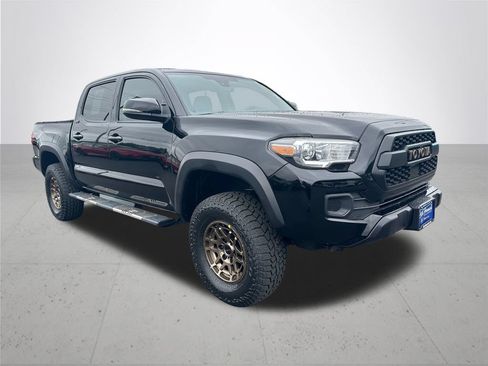 Used 2023 Toyota Tacoma 4x4 Double Cab w/ Trail Edition image 5