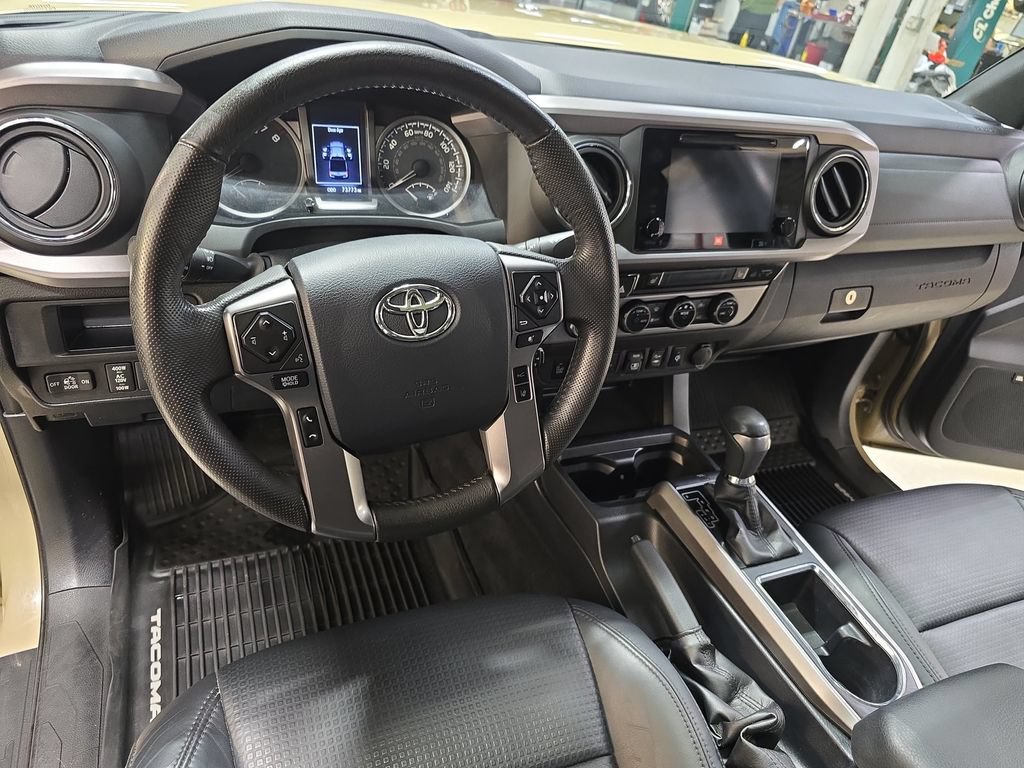 Certified 2018 Toyota Tacoma Limited AWD/4WD image 19