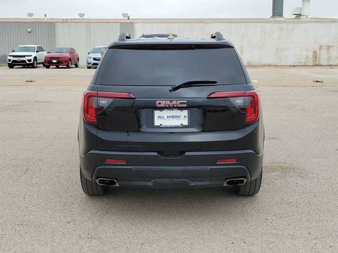 Used 2023 GMC Acadia SLE w/ Driver Convenience Package FWD image 7