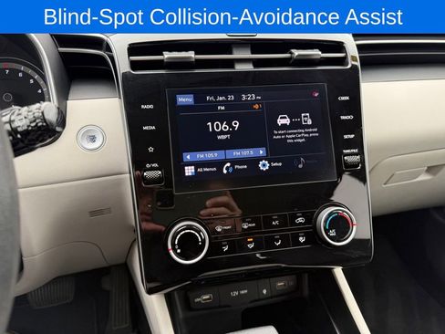 Used 2023 Hyundai Tucson SEL image 17