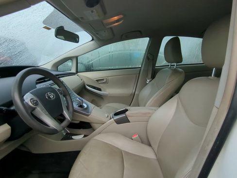 Used 2015 Toyota Prius Three FWD image 6