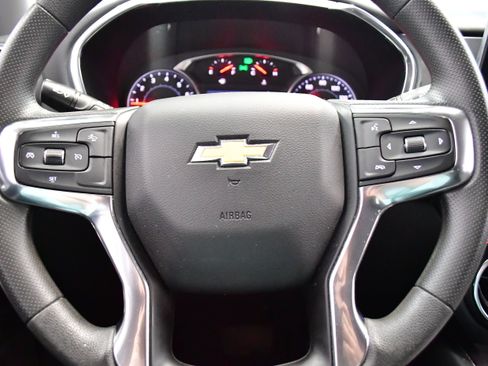 Used 2025 Chevrolet Blazer LT image 20