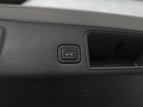 Used 2020 GMC Terrain SLT w/ Preferred Package image 30