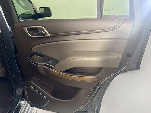 Used 2020 GMC Yukon Denali w/ Enhanced Security Package image 28