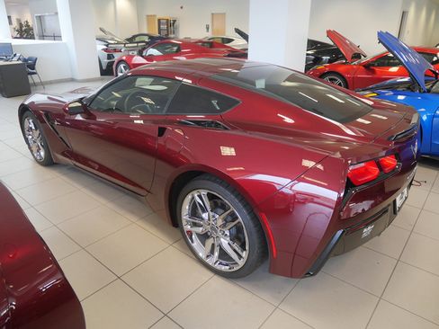 Used 2019 Chevrolet Corvette Stingray Coupe w/ 2LT Preferred Equipment Group image 4