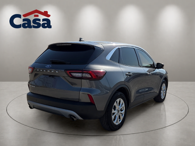 Used 2023 Ford Escape Active w/ Tech Pack #1 FWD image 6