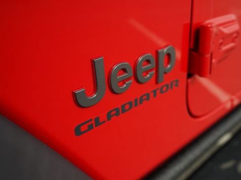 Used 2021 Jeep Gladiator Rubicon w/ LED Lighting Group image 36