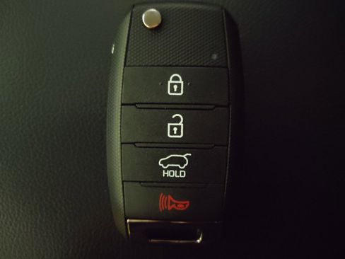 Used 2019 Kia Soul image 32