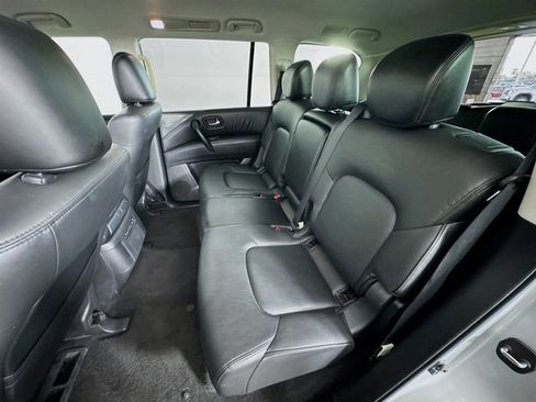 Used 2021 Nissan Armada SV image 22