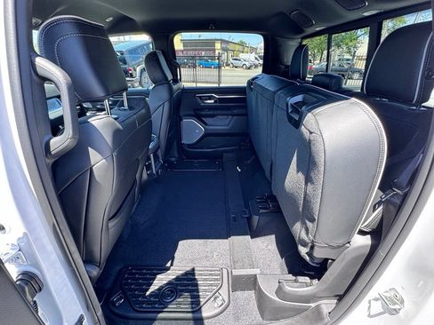 New 2026 RAM 1500 Laramie AWD/4WD image 16