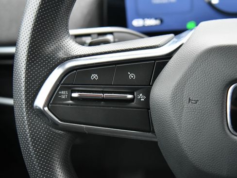 Used 2024 Honda Prologue EX image 35