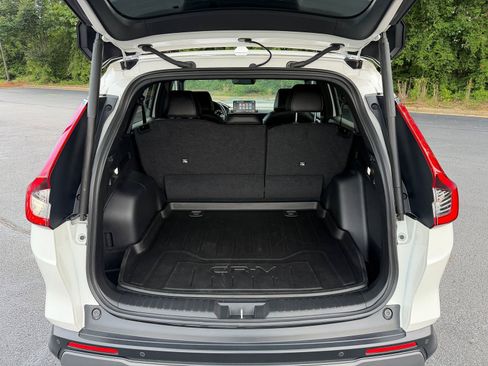 Used 2025 Honda CR-V Sport Touring image 8