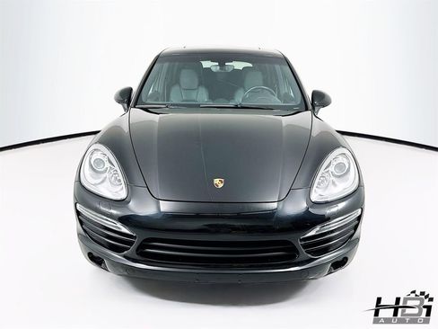 Used 2014 Porsche Cayenne image 3