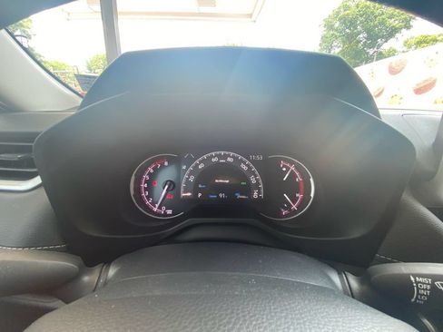 Used 2024 Toyota RAV4 XLE AWD/4WD image 16