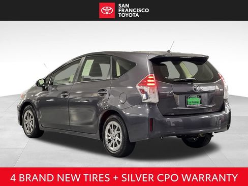 Certified 2017 Toyota Prius V Two FWD image 3