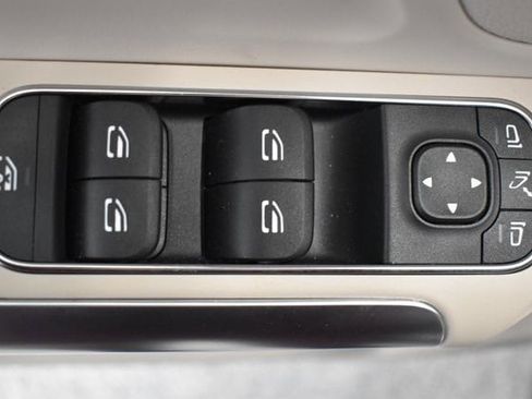 New 2026 Mercedes-Benz GLA 250 4MATIC image 23