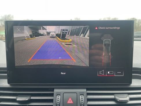 Used 2023 Audi Q5 2.0T Premium w/ Convenience Package image 21