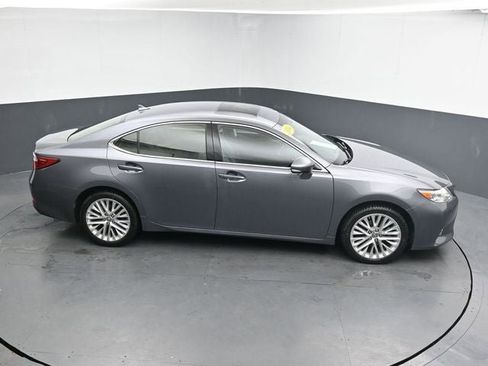 Used 2014 Lexus ES 350 w/ Luxury Package image 28