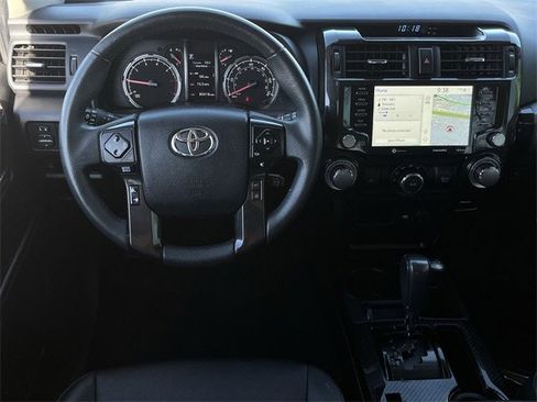 Used 2020 Toyota 4Runner Venture image 12