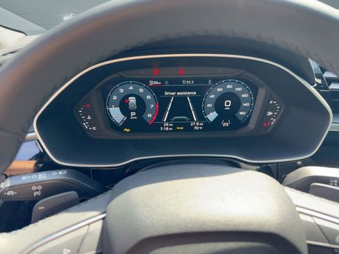 New 2025 Audi Q3 2.0T Premium image 19