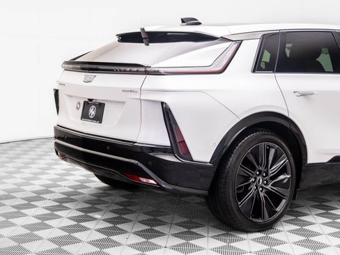 Used 2024 Cadillac Lyriq Sport w/ Nappa Leather Package image 39