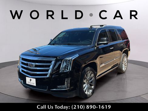 Used 2020 Cadillac Escalade Premium Luxury AWD/4WD image 10