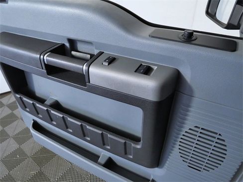 Used 2015 Ford F350 XLT image 27