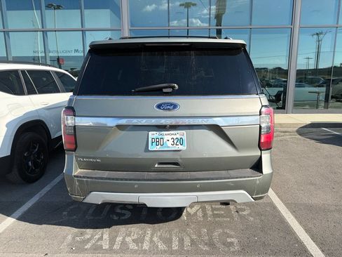 Used 2019 Ford Expedition Platinum RWD image 6