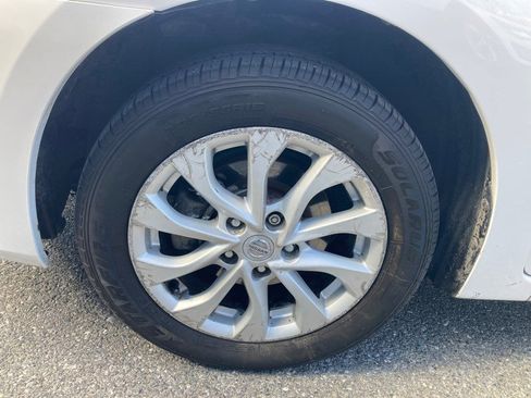 Used 2018 Nissan Sentra SV image 16