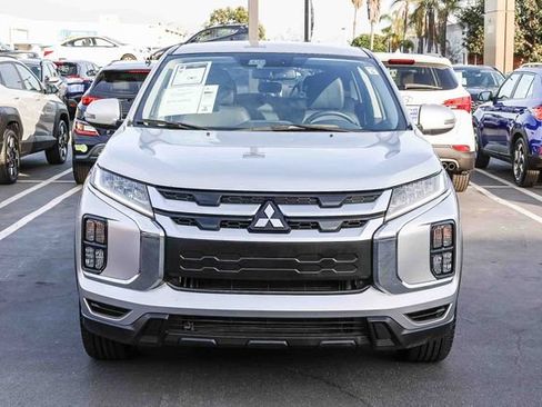 Used 2024 Mitsubishi Outlander Sport ES image 2