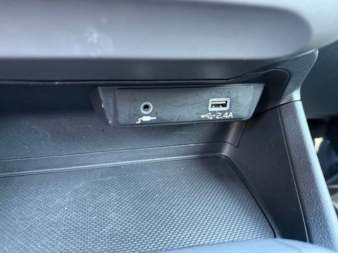Used 2024 Subaru Crosstrek 2.0i image 26