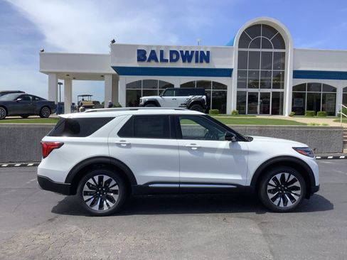 New 2026 Ford Explorer Platinum AWD/4WD image 8