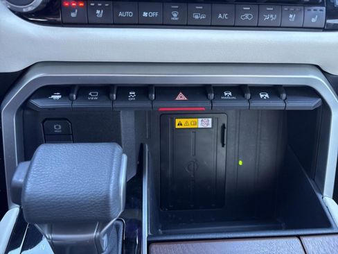 Used 2023 Toyota Sequoia Capstone image 20